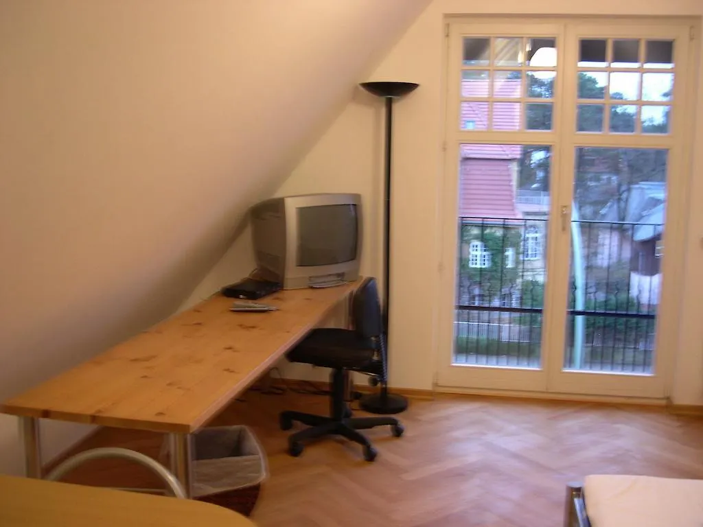 Berlin Family Apartments Mexiko-Platz 0*,